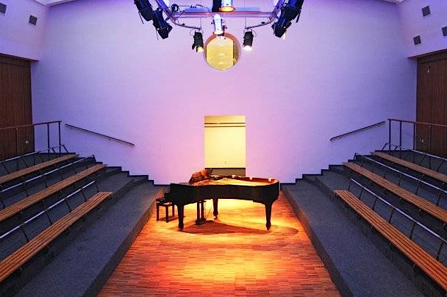 AltesPfandhaus_Konzertsaal.jpg